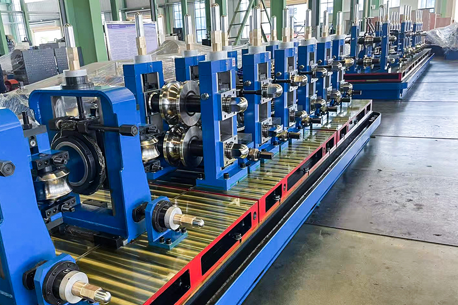 What Are the Key Rolling Parts of a Tube Mill Machine and How Does Each Component Work?